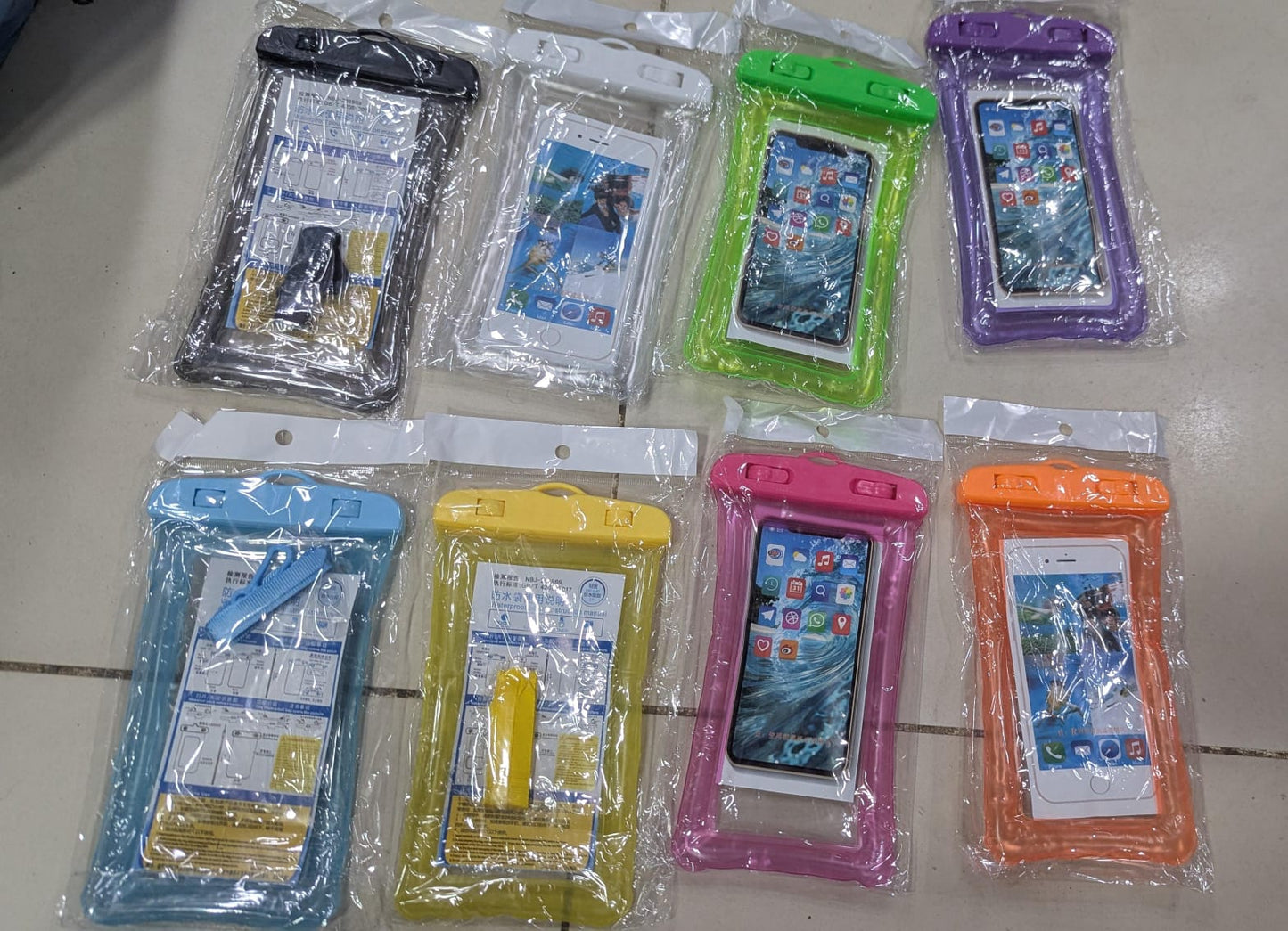 Floating Waterproof Mobile Cover Pouch – Universal Phone Dry Bag for Beach & Swimming