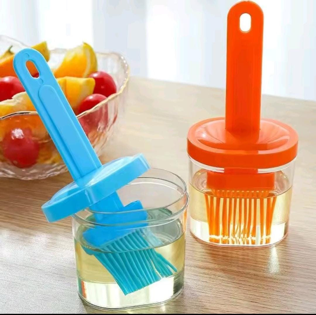 Oil Bottle with Silicone Brush – 2-in-1 Olive Oil Dispenser & BBQ Basting Brush